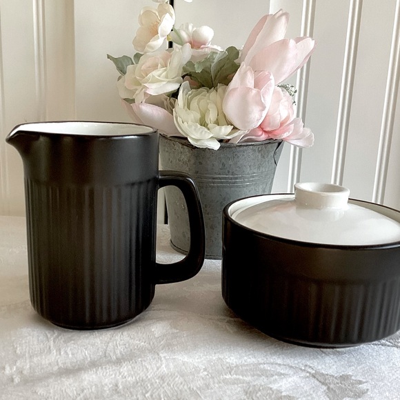 Vintage Rare 1960’s Mikasa Terra Stone Ink Black Creamer Pitcher and Sugar Bowl - Picture 1 of 11